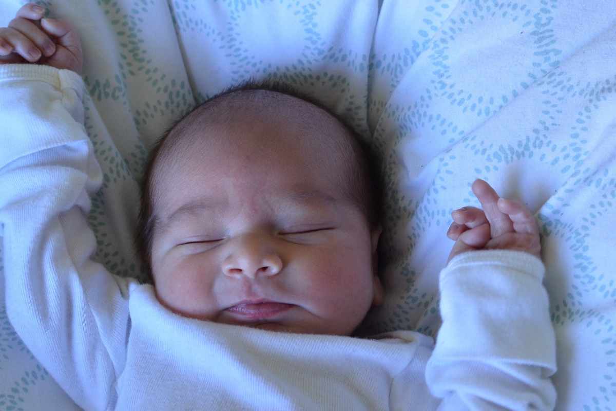 Rumori bianchi: perché conciliano il sonno nei neonati