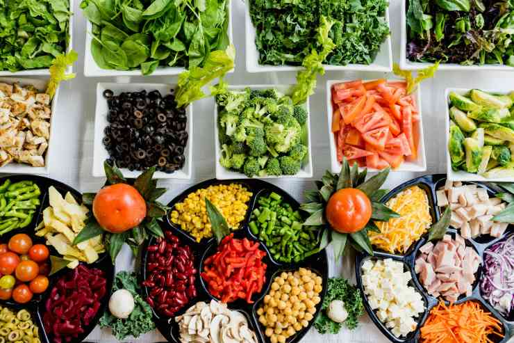 Mangiare molte verdure è indispensabile in una dieta equilibrata